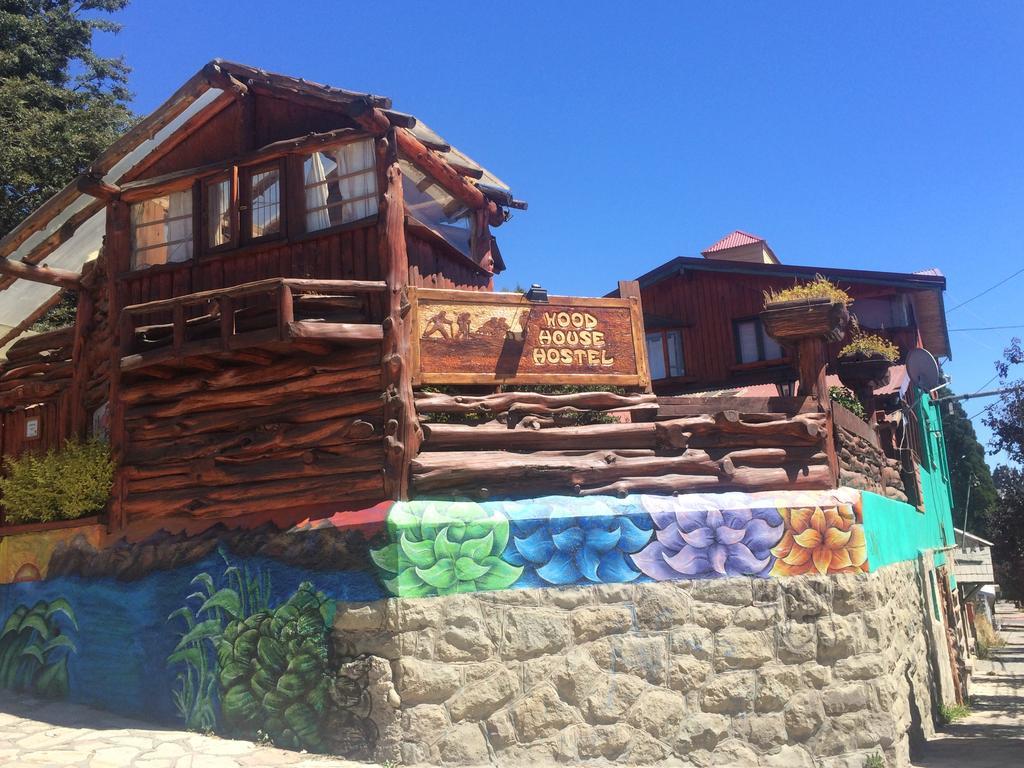 Wood House Hostel Bariloche Buitenkant foto