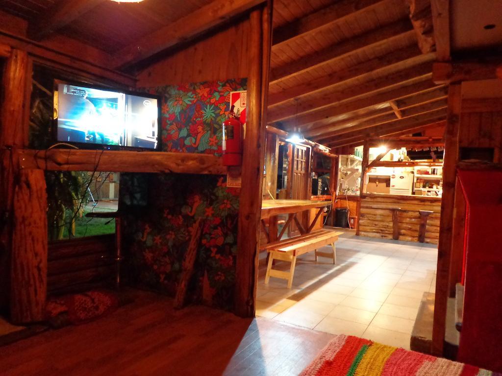 Wood House Hostel Bariloche Buitenkant foto