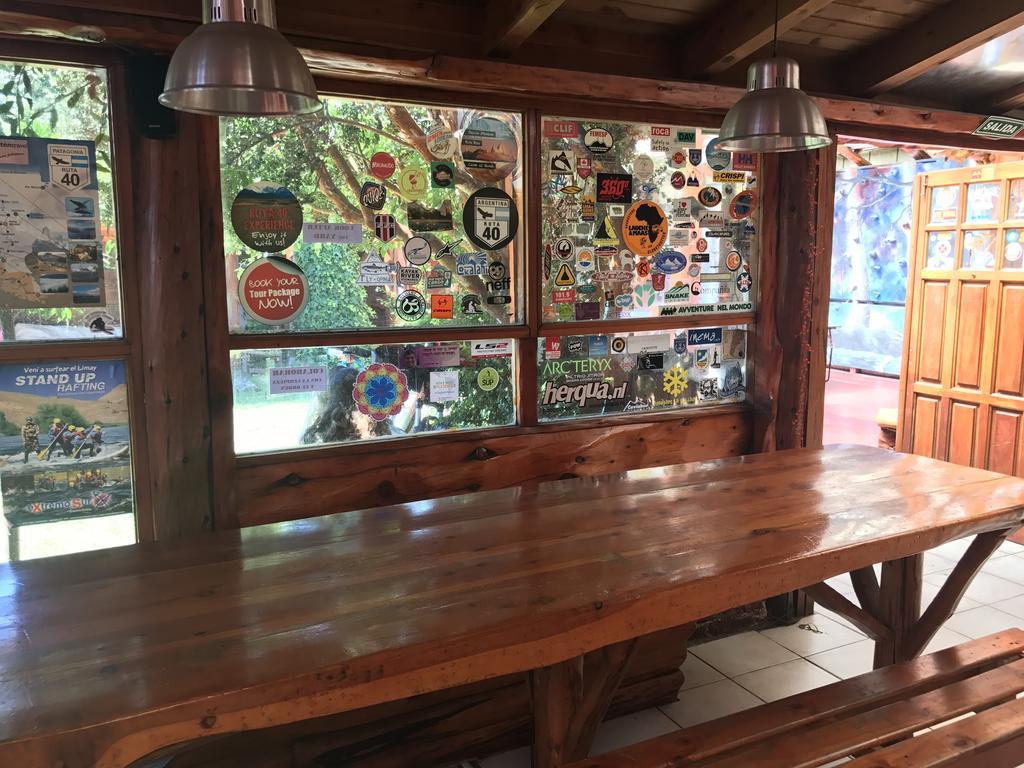 Wood House Hostel Bariloche Buitenkant foto