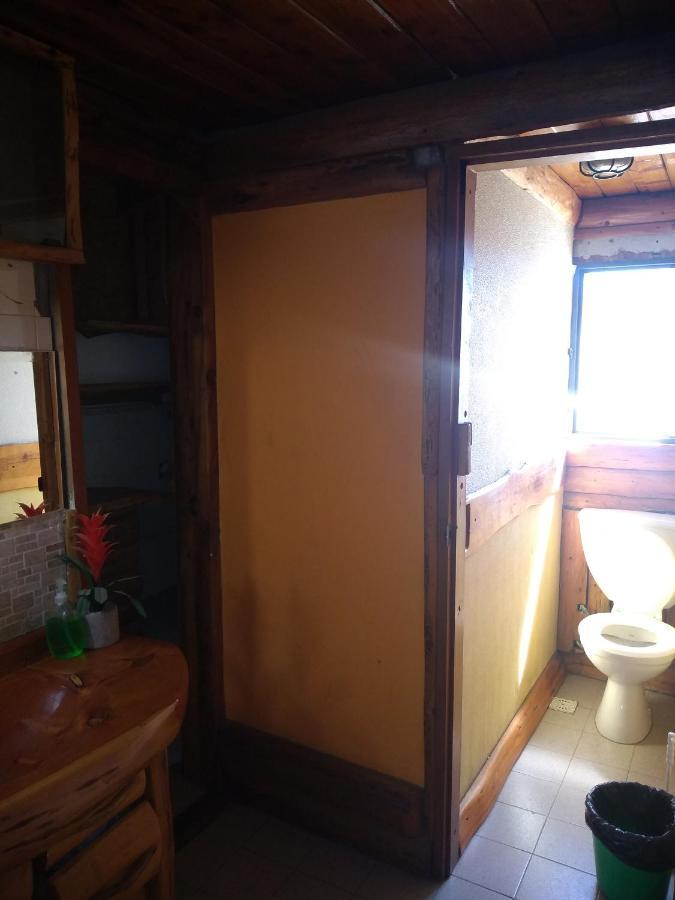 Wood House Hostel Bariloche Buitenkant foto