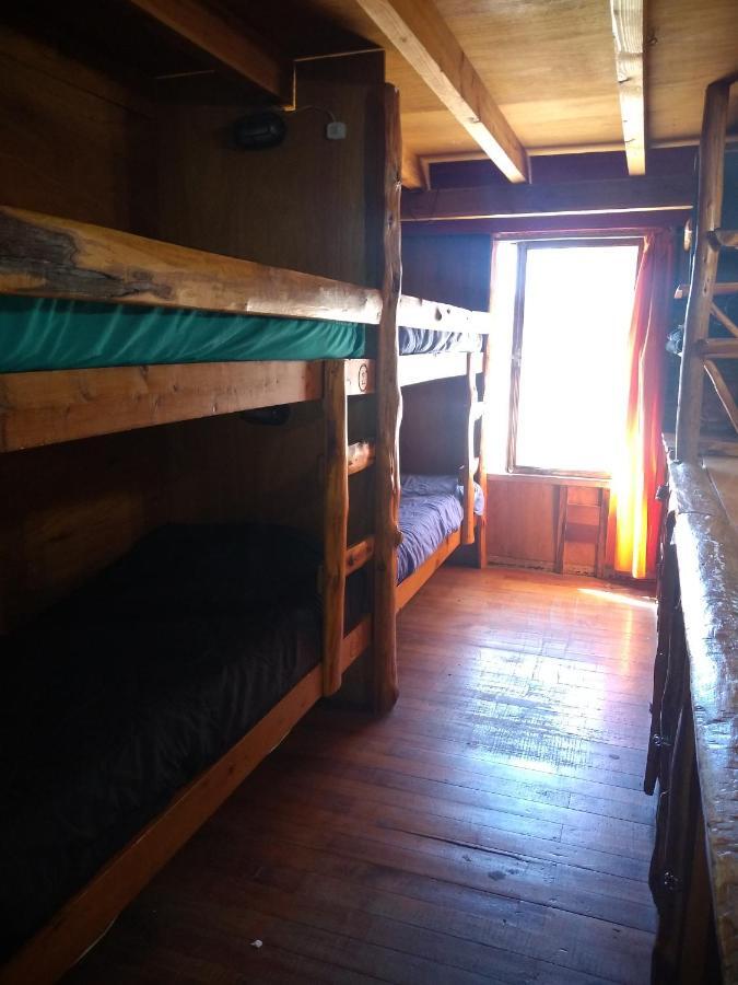 Wood House Hostel Bariloche Buitenkant foto